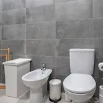 Hostwise - Spacious & Sunny Flat - Lejlighed