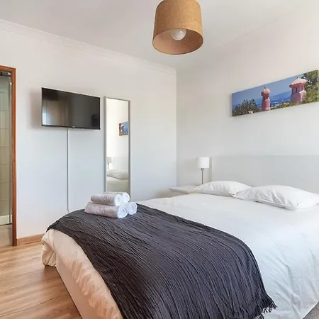 Hostwise - Spacious & Sunny Flat - Apartamento Loulé
