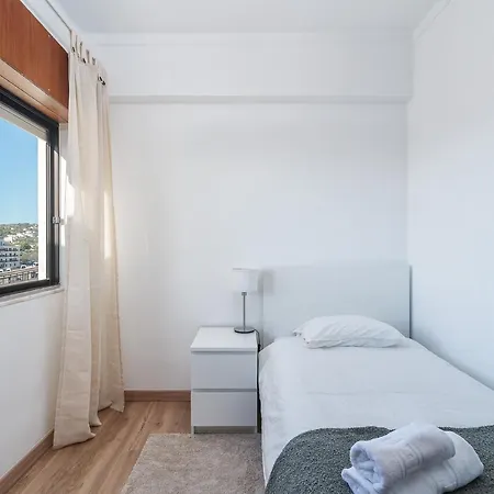 Hostwise - Spacious & Sunny Flat - Daire Loulé